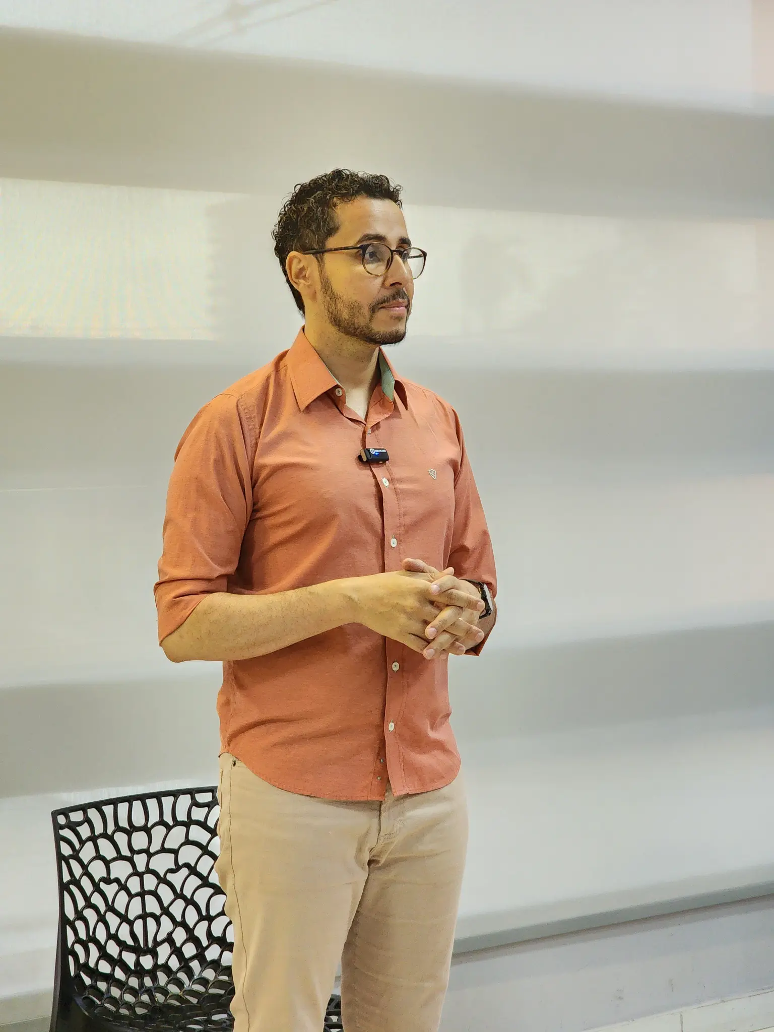 Dr. Leandro Araújo - Especialista em Constelação Familiar